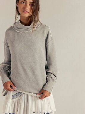 Free People We The Free Anna Turtleneck Sweatshirt | Heather Grey | Size S